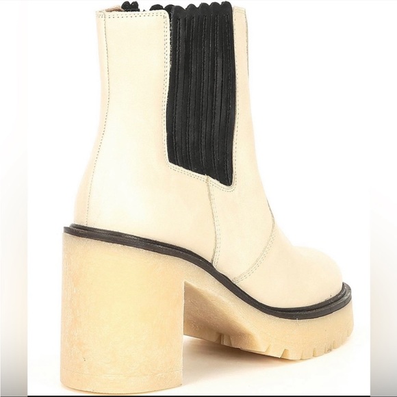 NEW FREE PEOPLE James Chelsea Boots White Leather Chunky Gum Sole - Picture 11 of 16